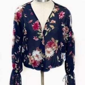 Nwt Charlotte Russe Size Medium blue floral top